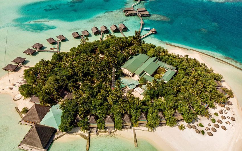 4-2 Мальдивы Один остров- один отель.jpg